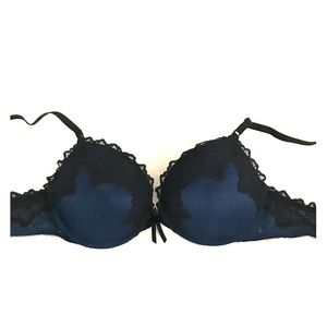 Black and blue Elle McPherson Intimates bra